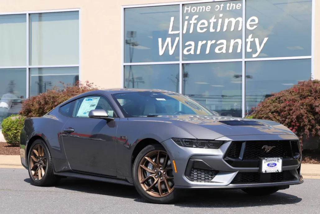2025 Ford Mustang GT Premium photo 1