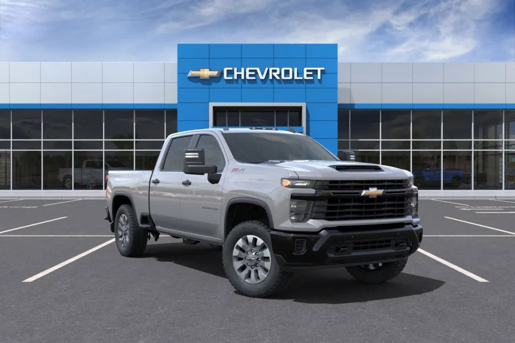2025 Chevrolet Silverado 2500HD Custom photo 1