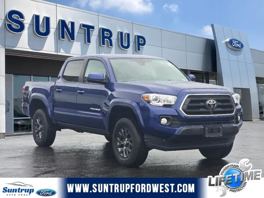 2023 Toyota Tacoma SR5 photo 1