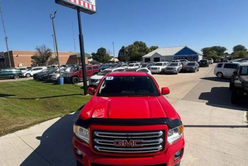 2016 Gmc Canyon SLE photo 1