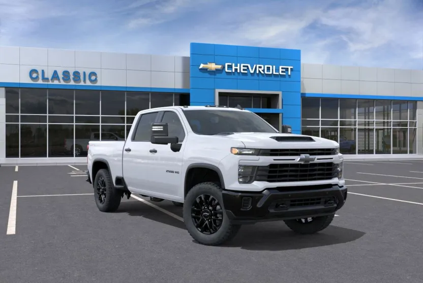 2026 Chevrolet Silverado 2500HD Custom photo 1