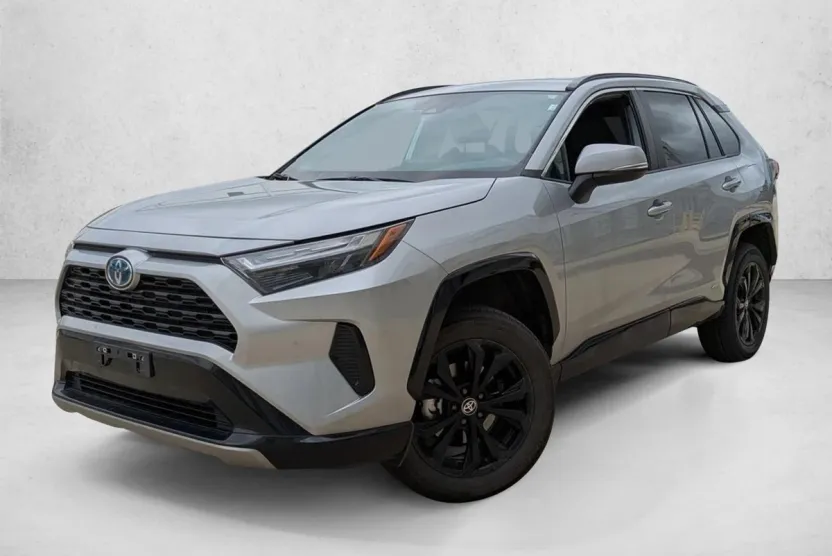 2024 Toyota RAV4 Hybrid SE photo 1