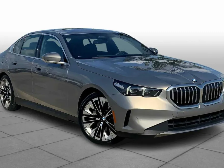 2024 Bmw 530i photo 1
