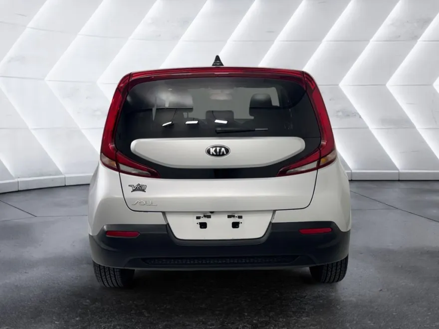 2020 Kia Soul LX photo 1
