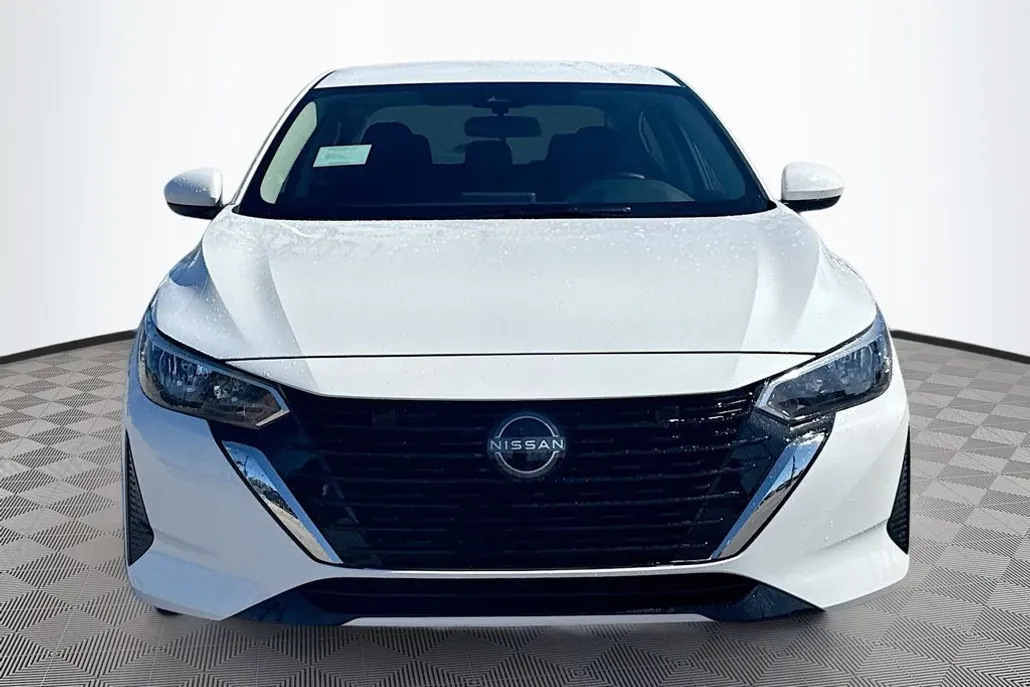 2025 Nissan Sentra S photo 1
