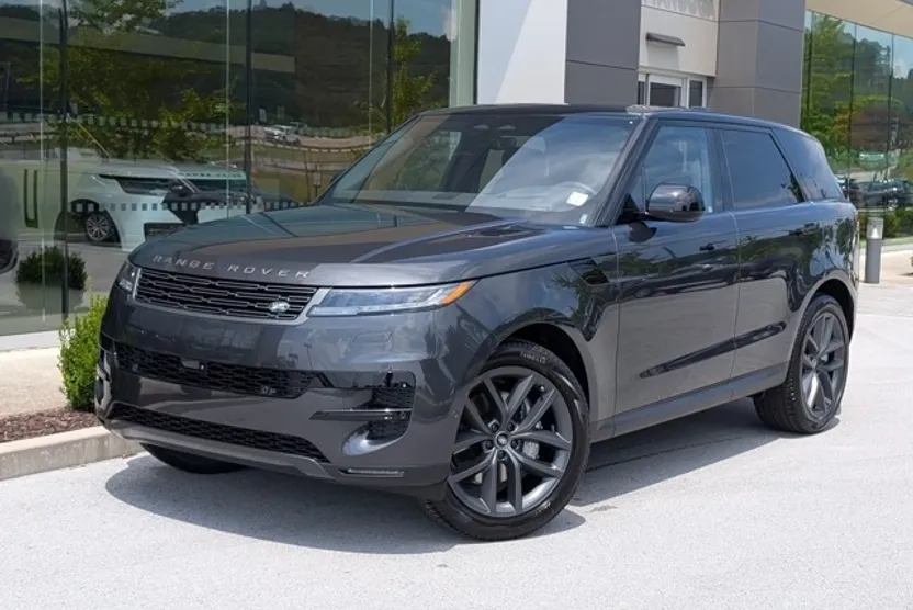 2025 Land Rover Range Rover Sport SE photo 1