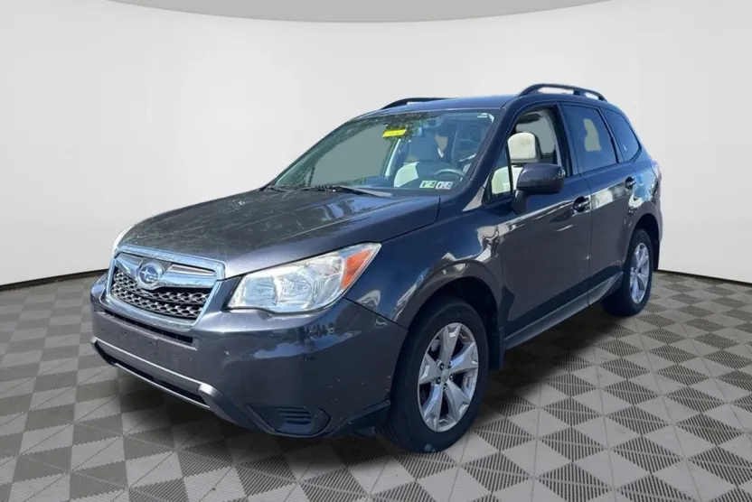 2015 Subaru Forester 2.5i Premium photo 1