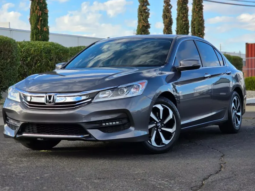 2016 Honda Accord EX-L photo 1
