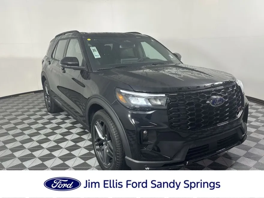 2025 Ford Explorer ST-Line photo 1