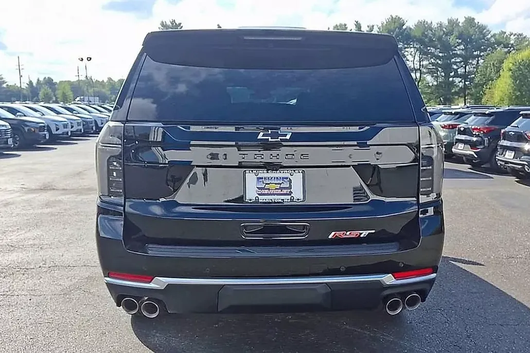 2025 Chevrolet Tahoe RST photo 1