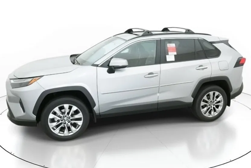 2025 Toyota RAV4 Limited photo 1
