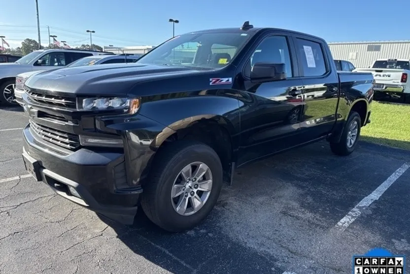 2019 Chevrolet Silverado 1500 RST photo 1