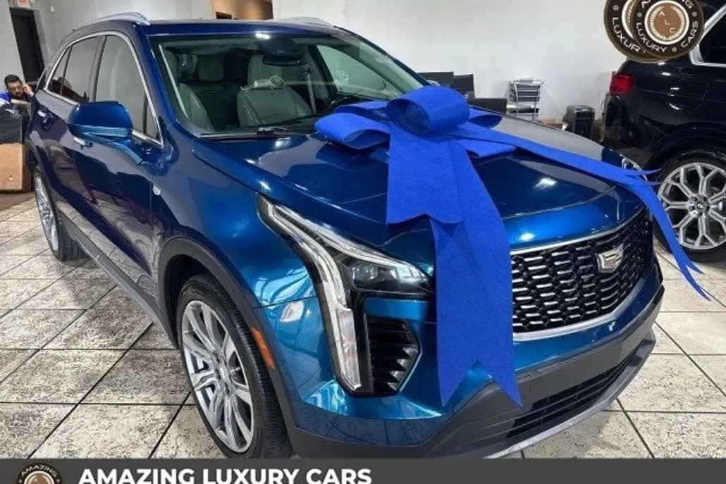 2019 Cadillac XT4 Premium Luxury photo 1