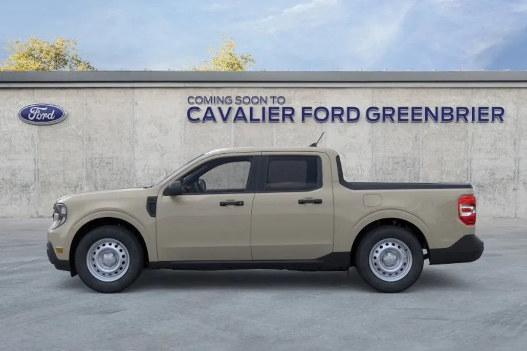 2025 Ford Maverick XL photo 1
