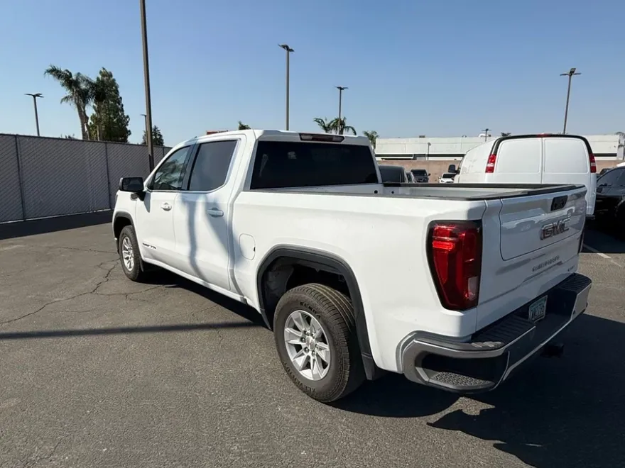 2024 Gmc Sierra 1500 SLE photo 1
