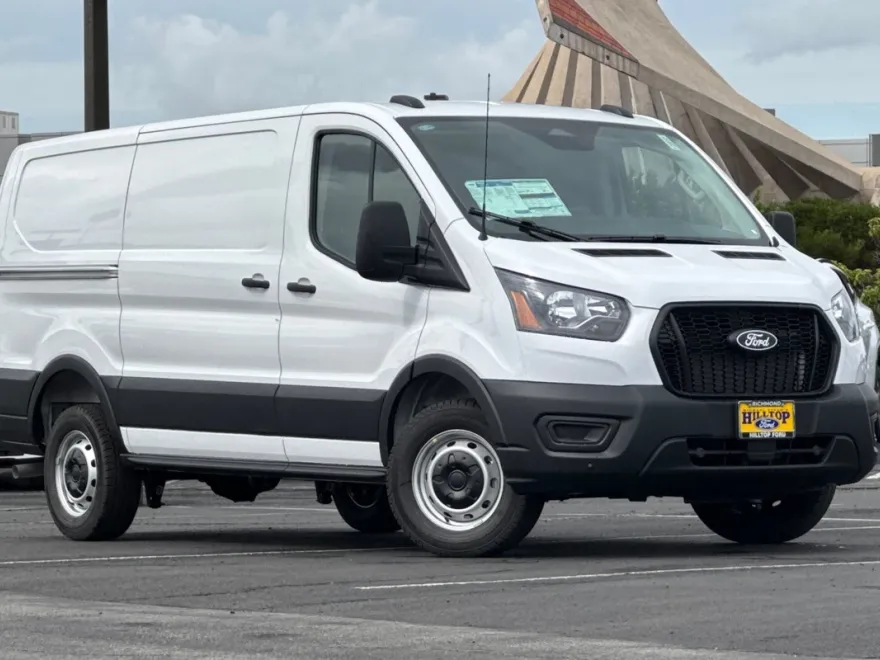 2026 Ford Transit photo 1