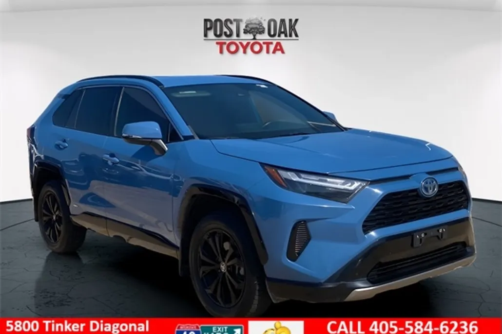 2022 Toyota RAV4 Hybrid SE photo 1