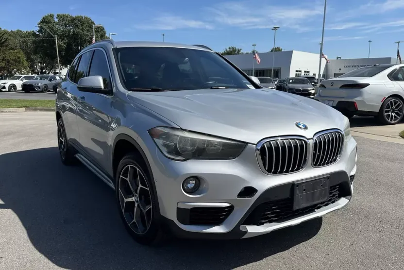 2017 Bmw X1 XDrive28i photo 1