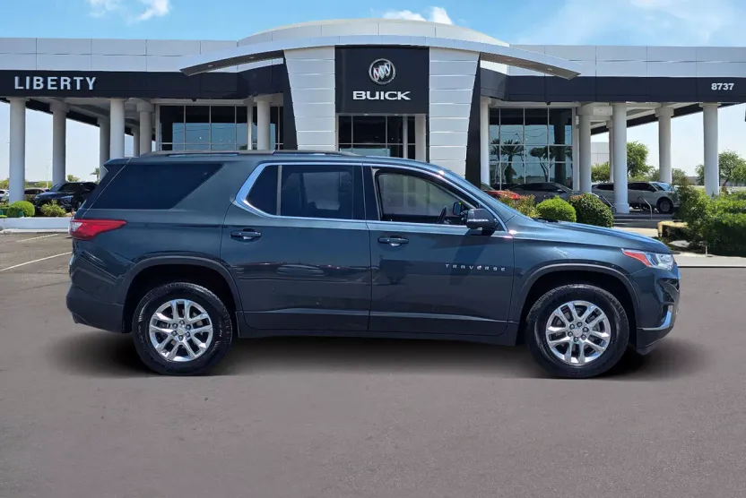 2020 Chevrolet Traverse Cloth photo 1