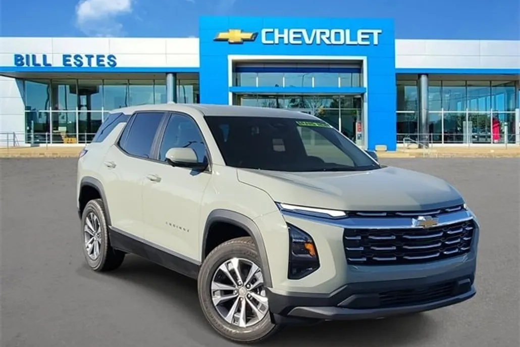 2026 Chevrolet Equinox LT photo 1