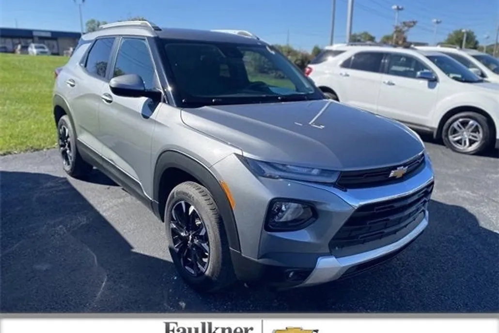 2023 Chevrolet Trailblazer LT photo 1