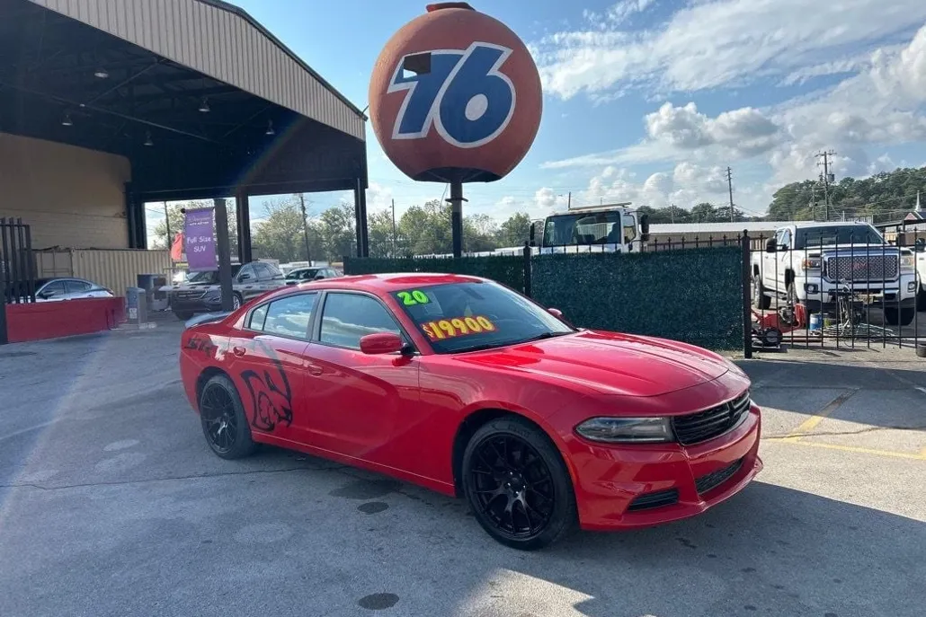 2020 Dodge Charger SXT photo 1