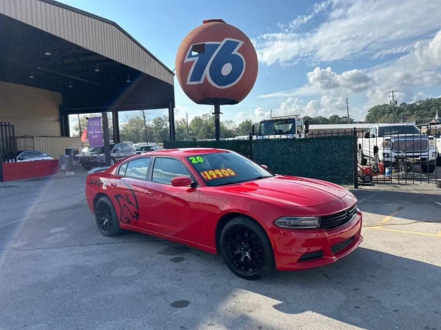 2020 Dodge Charger SXT photo 1