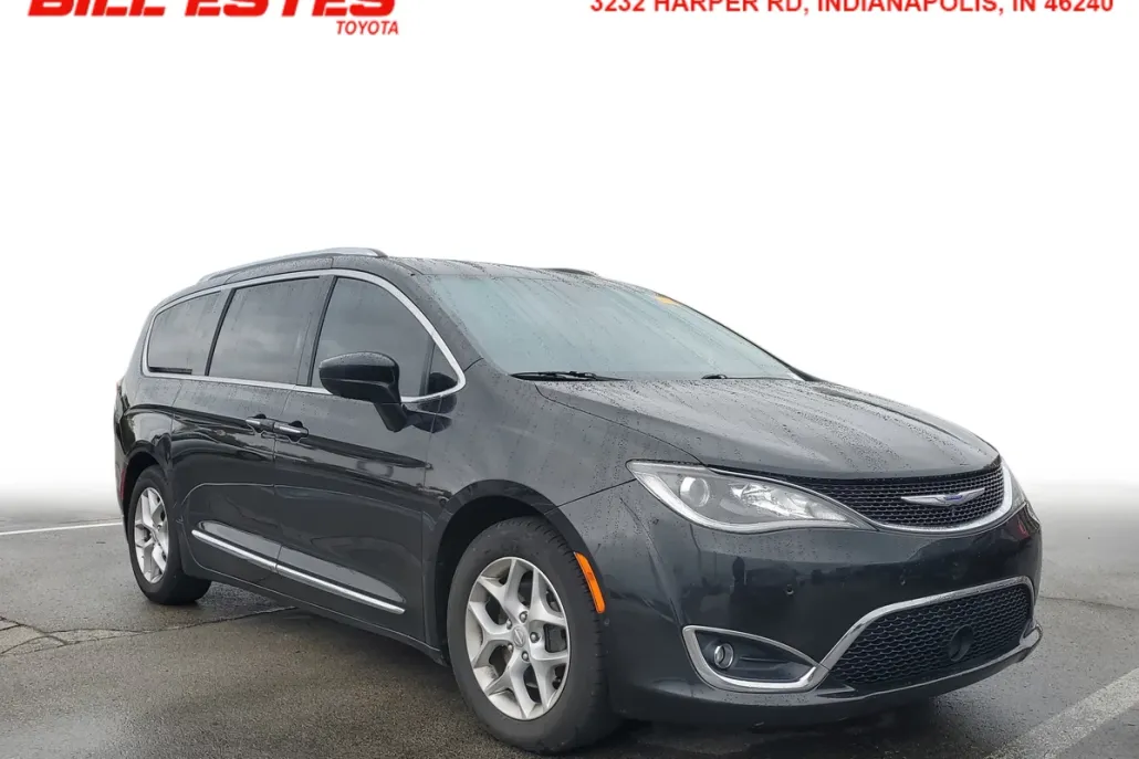 2018 Chrysler Pacifica Touring L photo 1