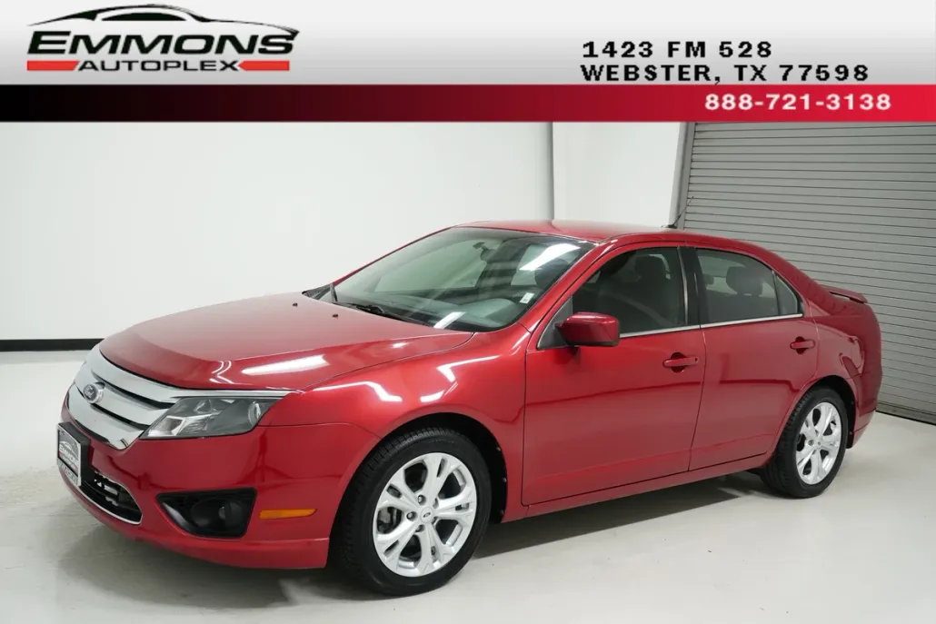 2012 Ford Fusion SE photo 1