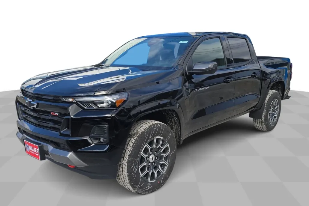 2025 Chevrolet Colorado Z71 photo 1