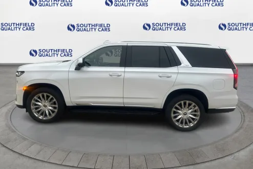 2021 Cadillac Escalade Premium Luxury photo 3