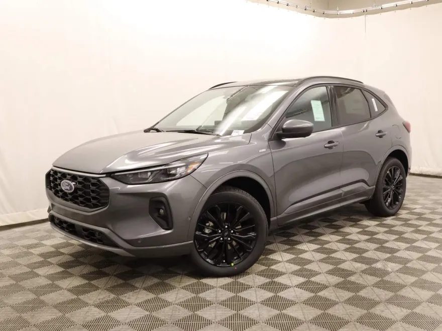 2024 Ford Escape ST-Line Elite photo 1