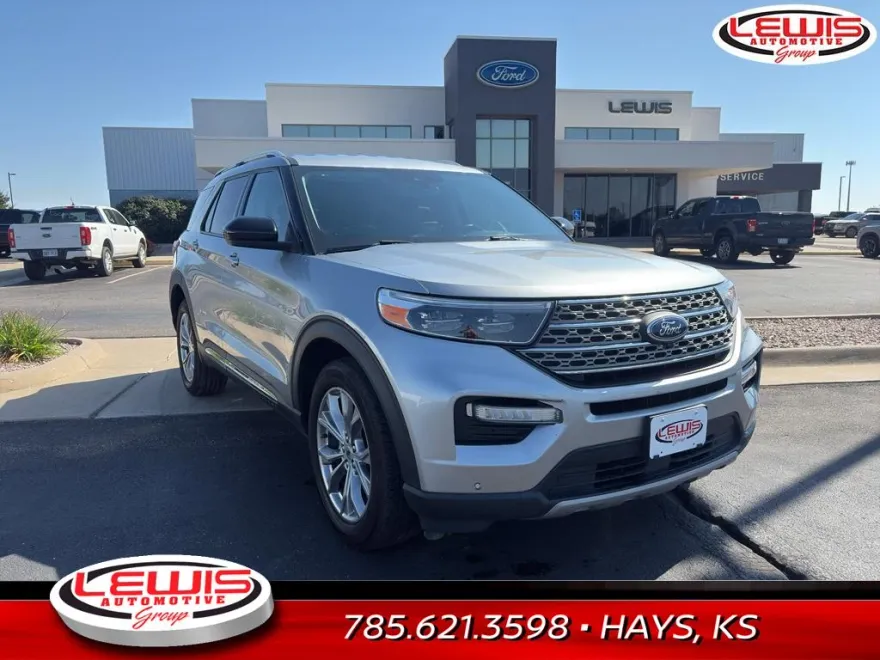 2023 Ford Explorer Limited photo 1