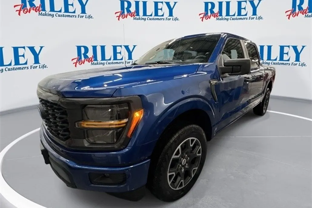 2025 Ford F-150 STX photo 1