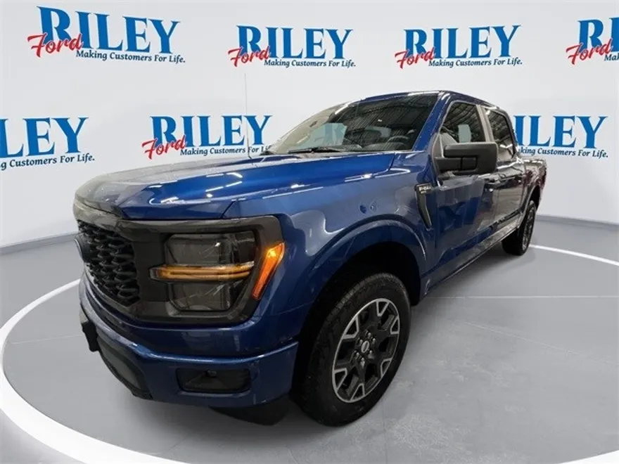 2025 Ford F-150 STX photo 1