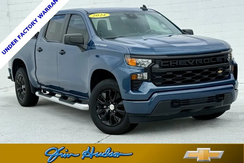 2024 Chevrolet Silverado 1500 Custom photo 1
