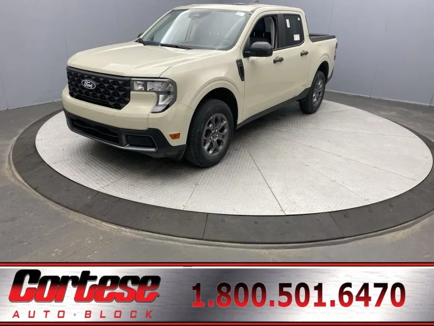 2025 Ford Maverick XLT photo 1
