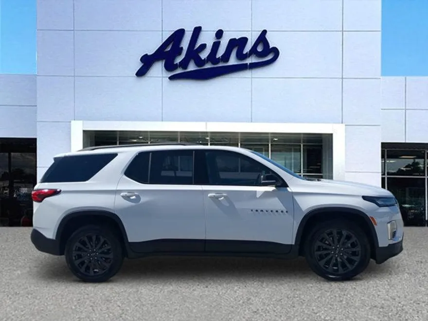 2023 Chevrolet Traverse RS photo 1