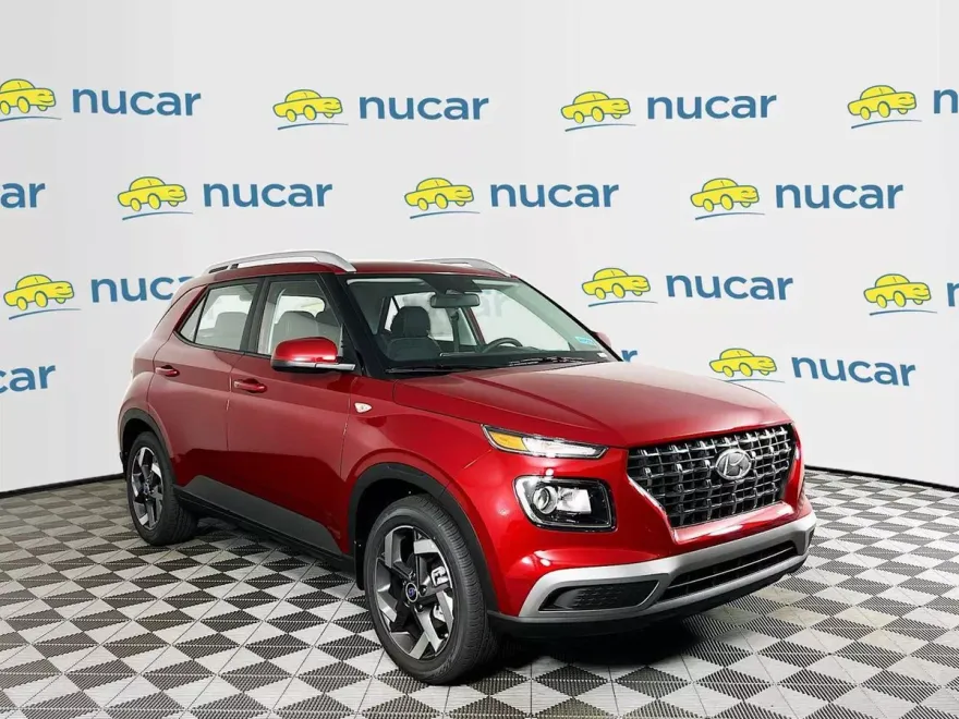 2025 Hyundai Venue SEL photo 1