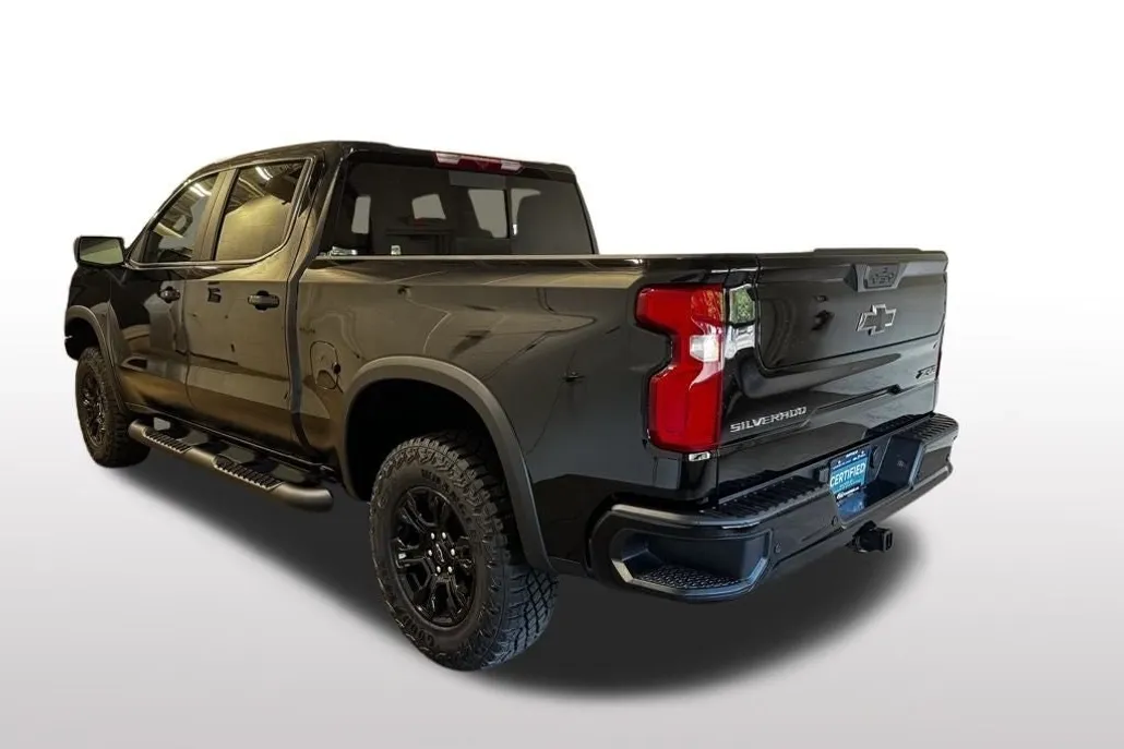 2025 Chevrolet Silverado 1500 ZR2 photo 1