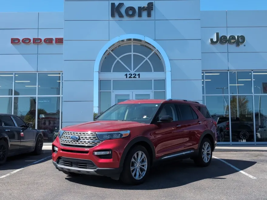 2023 Ford Explorer Limited photo 1
