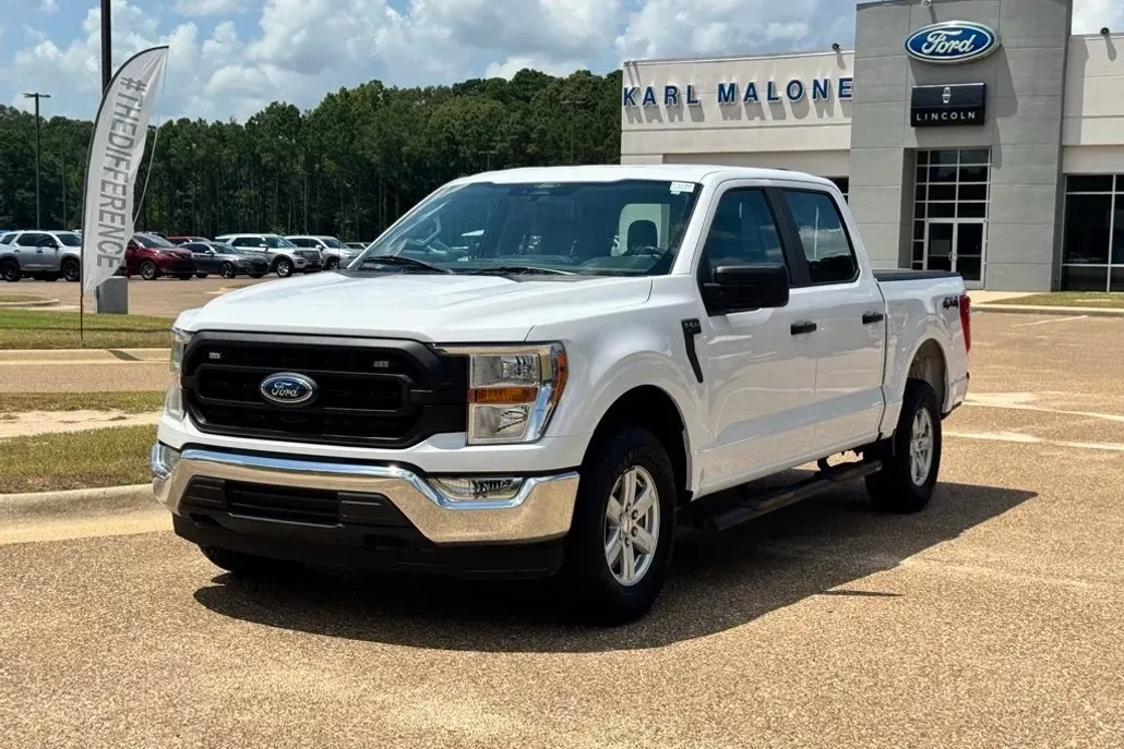 2021 Ford F-150 XL photo 1