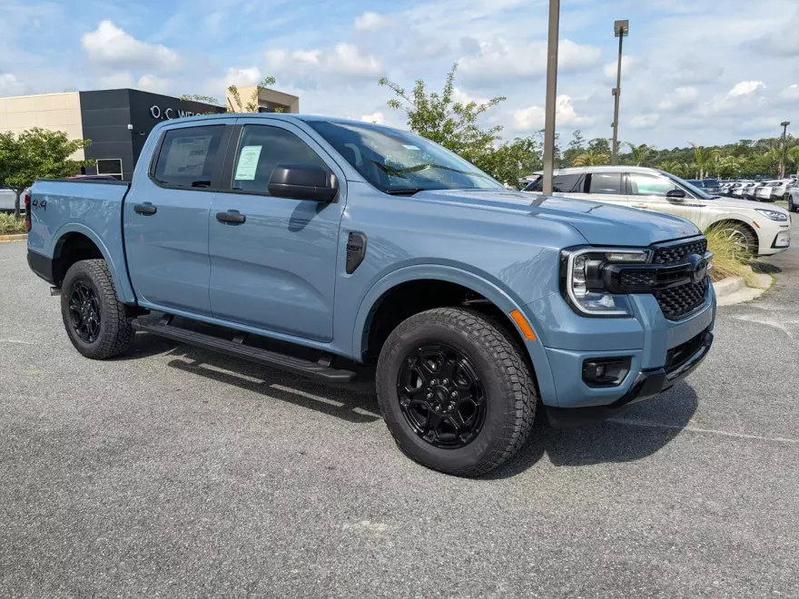 2025 Ford Ranger XLT photo 1