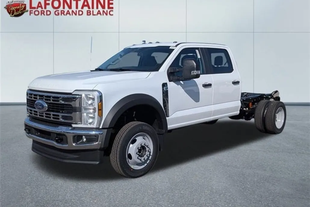2026 Ford F-550 photo 1