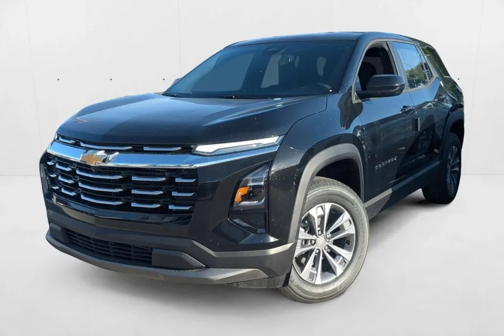 2026 Chevrolet Equinox LT photo 1