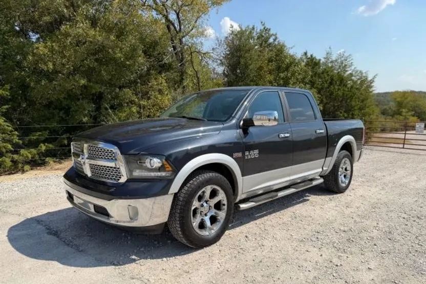 2013 Ram 1500 Laramie photo 1