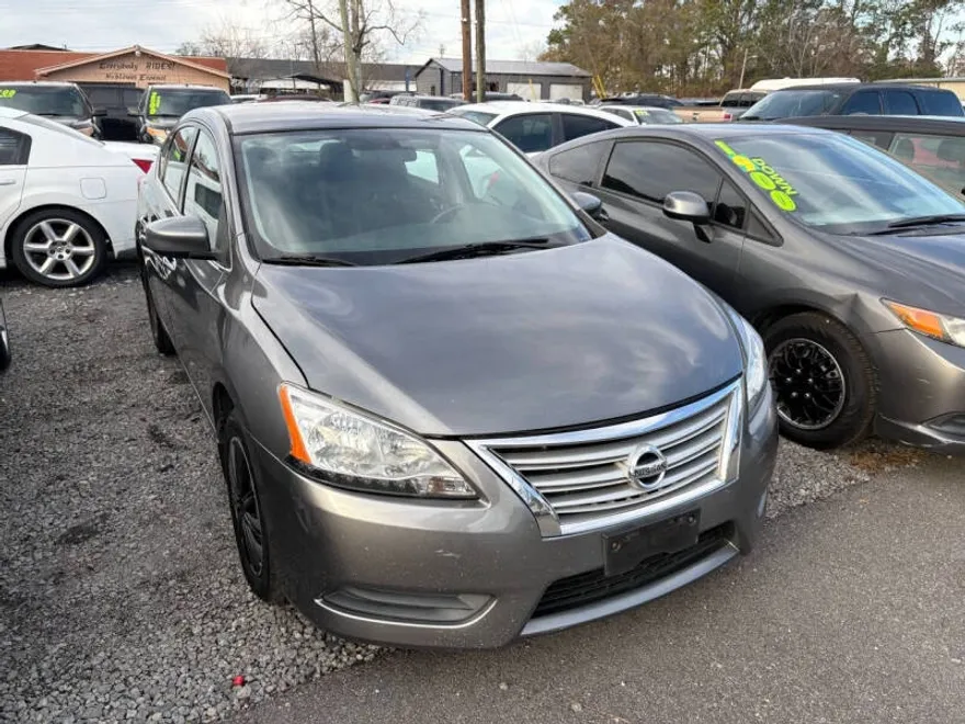 2015 Nissan Sentra SV photo 1