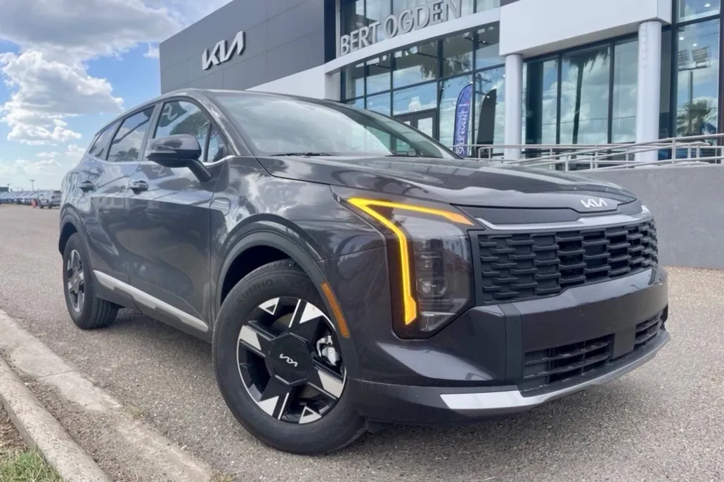 2026 Kia Sportage LX photo 1