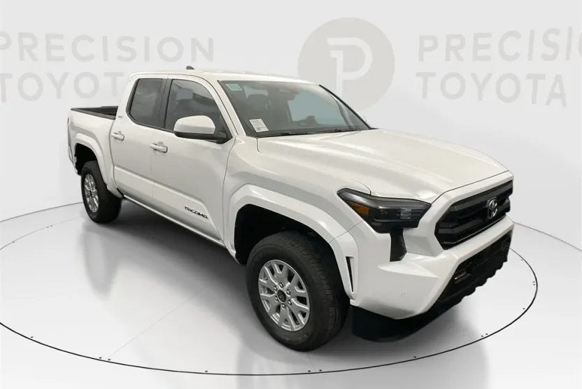 2025 Toyota Tacoma SR5 photo 1