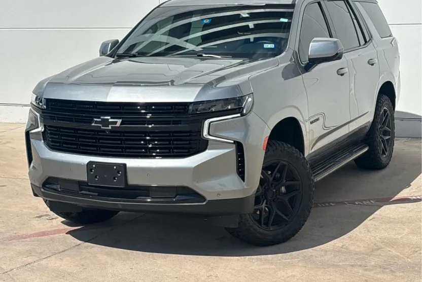 2023 Chevrolet Tahoe RST photo 1